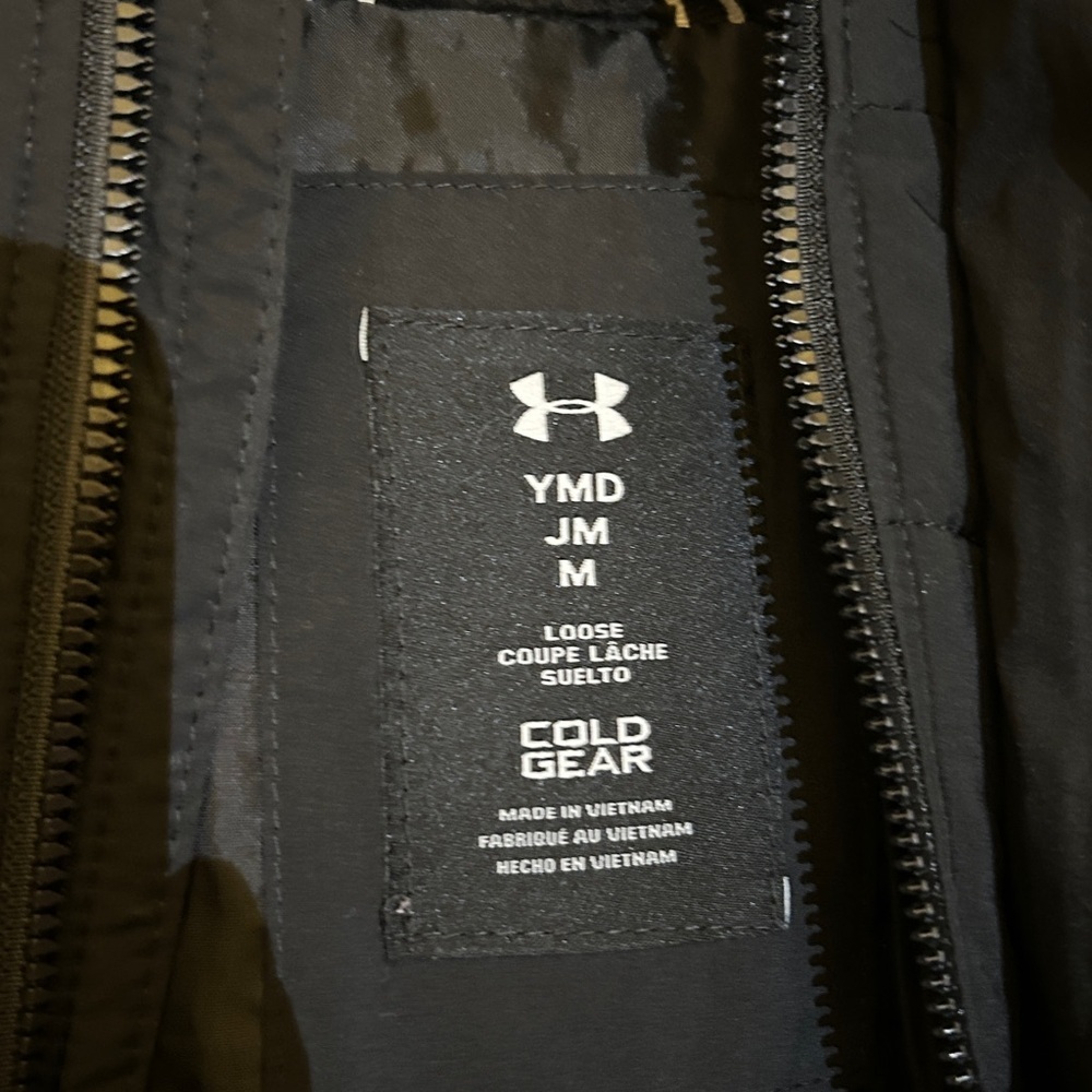 Under Armour Black Hooded Puffer Coat - Picture 7 of 15
